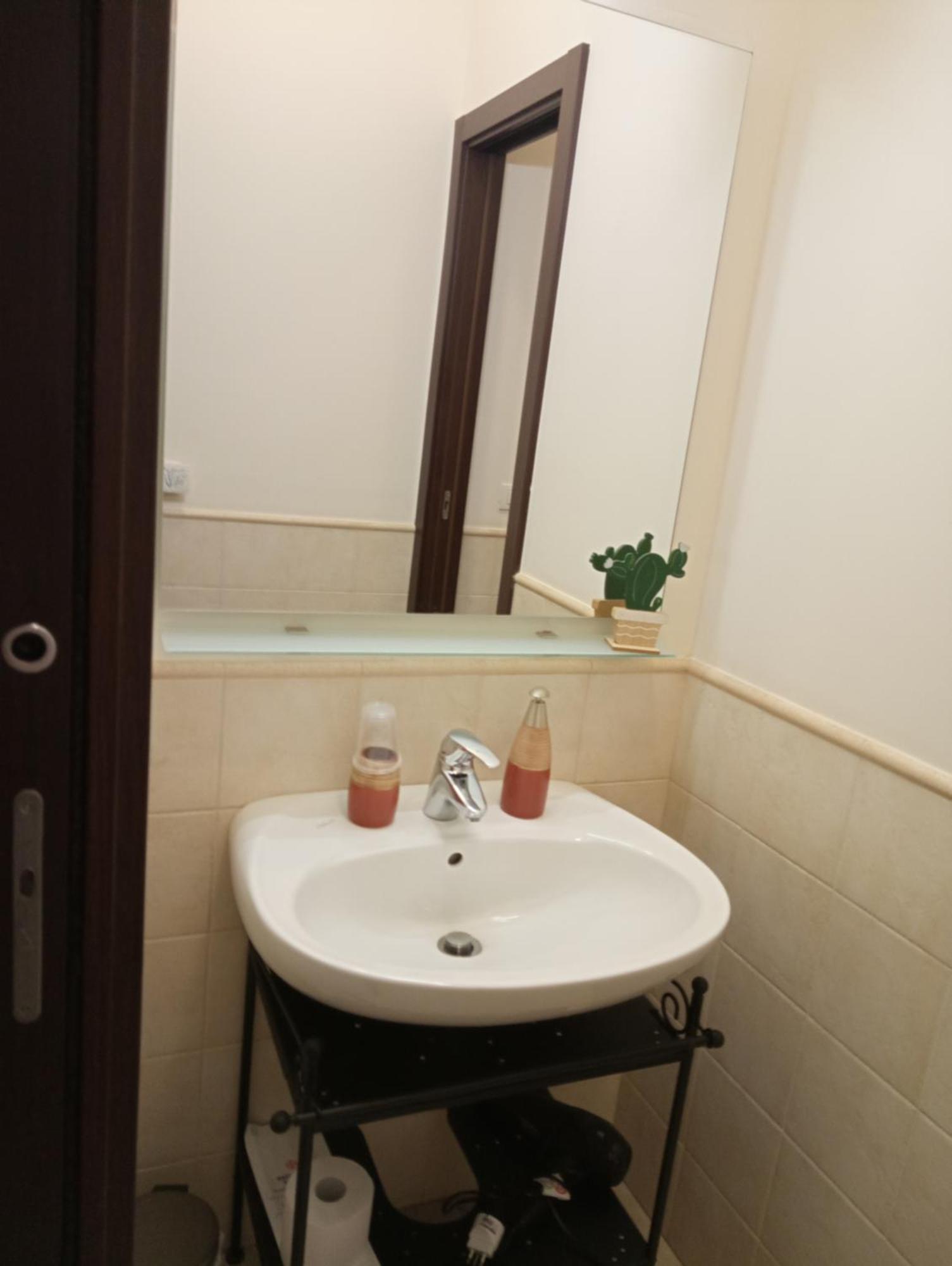 Kaktus Bed & Breakfast 2*
